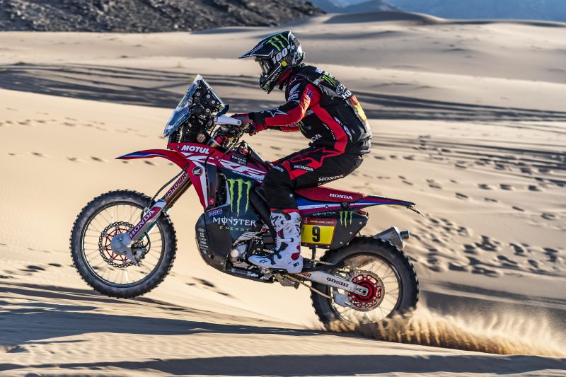 Dakar 2022, Heinz Kinigadner: “Hoje correm-se riscos como no motocross” thumbnail