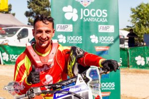 Motocross: Paulo Alberto e Luís Outeiro vão competir no Kuwait thumbnail