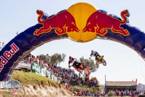 CN Motocross: Quem vai estar na luta pelos lugares cimeiros de MX2 na Moçarria? thumbnail