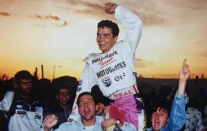 Vídeo: A carreira de César Peixe, 20 anos a discutir títulos no Motocross português thumbnail