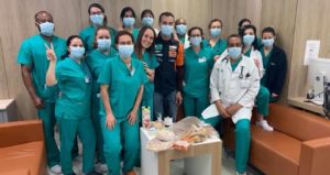 TT: Mário Patrão oferece refeição a equipas médicas do Grupo Lusíadas thumbnail
