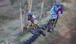 Vídeo Motocross: A grande luta entre Correia e Basaúla em São Quintino em 2017! thumbnail