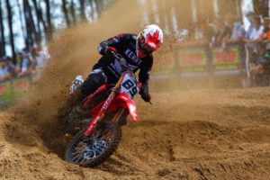Motocross França: Dupla vitória de Jeremy Van Horebeek em Magescq thumbnail