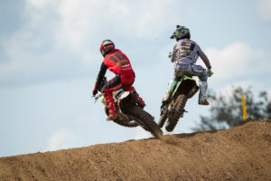 Vídeo AMA Motocross: Ferrandis e Osborne triunfam em Jacksonville thumbnail