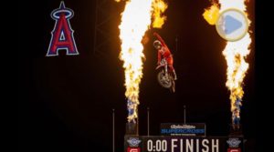Vídeo AMA Supercross: Barcia sonhou que ganhava a primeira do ano! thumbnail