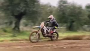 Vídeo Motocross: As primeiras imagens de Luís Outeiro na TM thumbnail