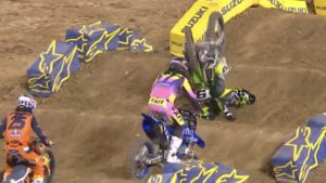 Vídeo AMA Supercross, Orlando 2: A queda de Adam Cianciarulo thumbnail