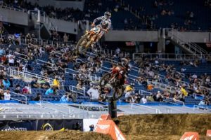 AMA Supercross, Orlando 2: Chuva impede grandes alterações ao traçado thumbnail