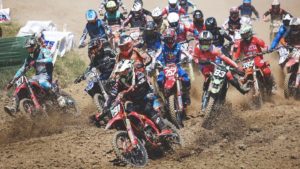 Vídeo Motocross Espanha: Veja a corrida dos lusos em Talavera em direto! thumbnail