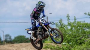 Motocross França: Jeremy Seewer imbatível em Crisolles thumbnail