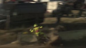 Vídeo CN Motocross, Fernão Joanes: A aparatosa queda de Sergi Notario! thumbnail