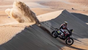 Abu Dhabi Desert Challenge, Etapa 4: Joaquim Rodrigues 3.º na vitória de Van Beveren thumbnail