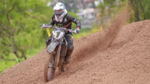 Motocross Brasil: Paulo Alberto a 10 pontos do vice-campeonato thumbnail