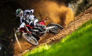 Vídeo Motocross: Stark Varg, a moto elétrica revolucionária? thumbnail