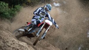 Motocross: Moto elétrica Stark Varg no MXGP em 2023? thumbnail