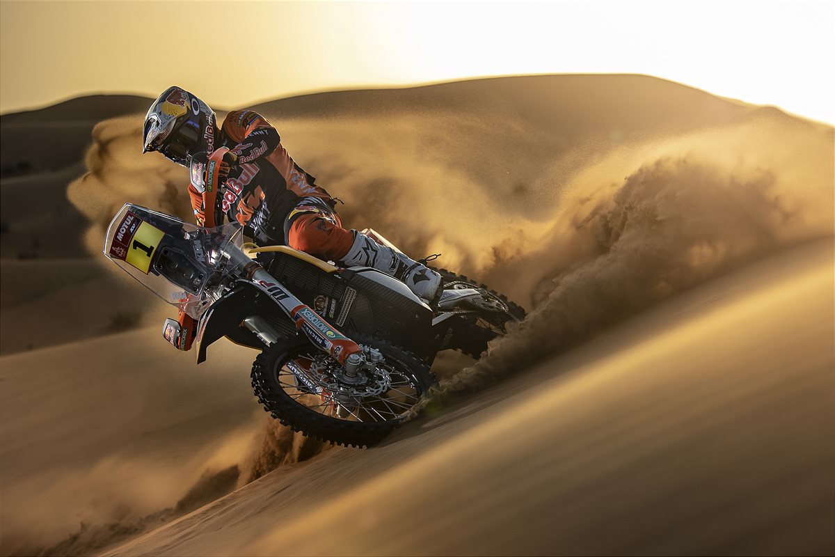 Dakar, Etapa 1A, Kevin Benavides: “A KTM é uma grande família, estou feliz com esta equipa” thumbnail